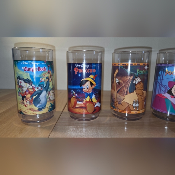 Disney Lion King Aladdin Pocahontas and Jungle Book collection of 6 cups